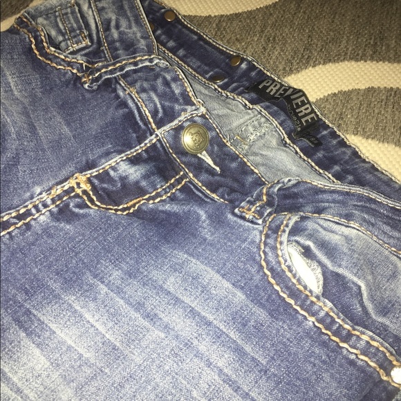 Blue jeans - Picture 2 of 2